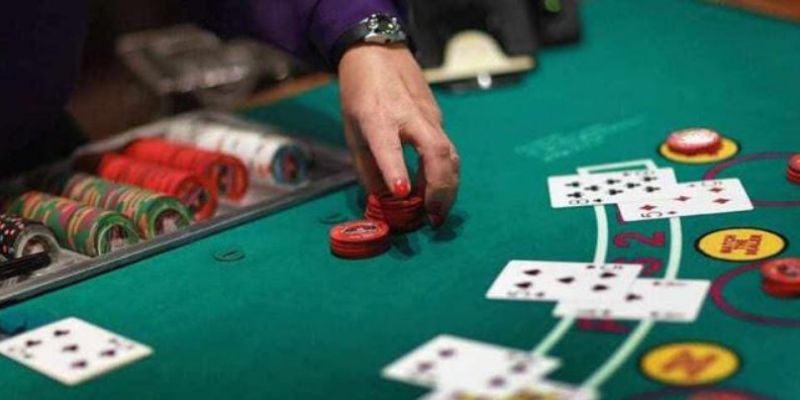 Baccarat: Từ Cổ Điển Đến Hiện Đại - Sự Tiến Hóa Của Các Biến Thể